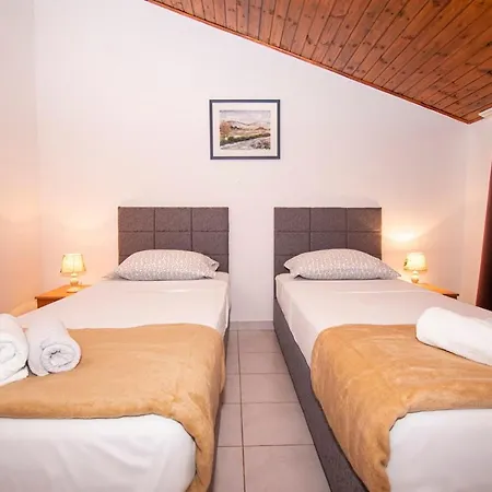 Apartment Suzana Pula