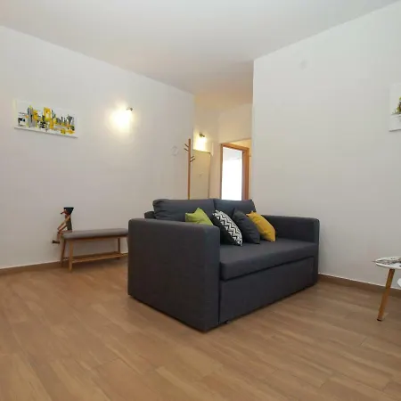 Appartement Suzana 1850 *